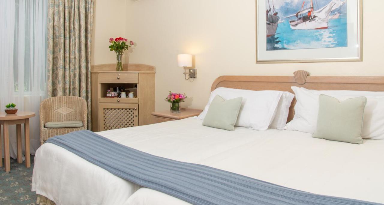 The Beach Hotel Порт Елизабет Екстериор снимка