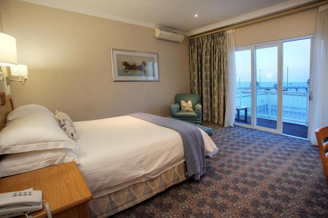 The Beach Hotel Порт Елизабет Екстериор снимка
