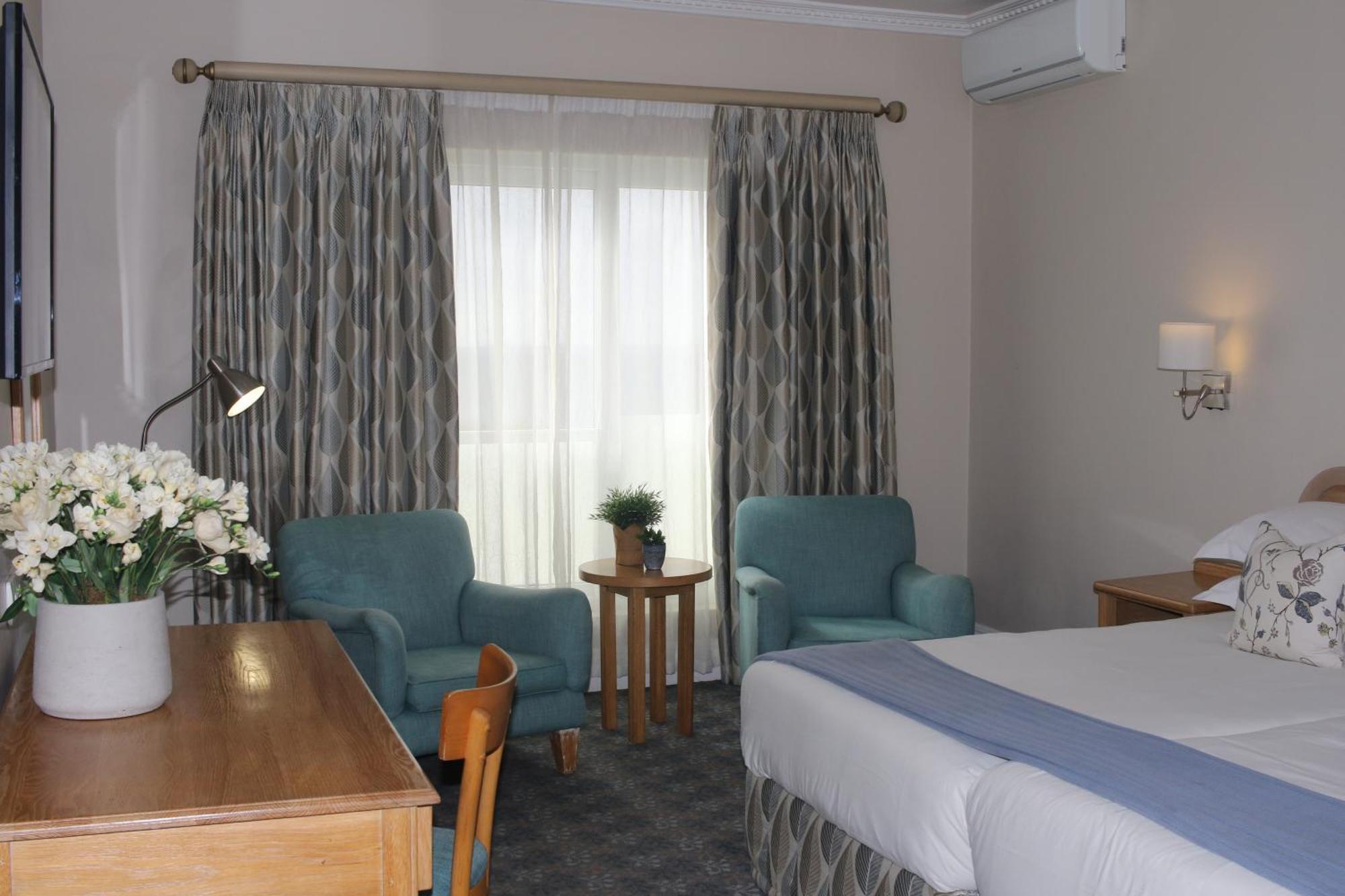The Beach Hotel Порт Елизабет Екстериор снимка