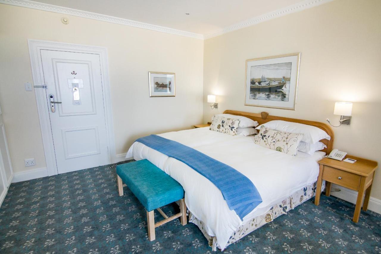 The Beach Hotel Порт Елизабет Екстериор снимка